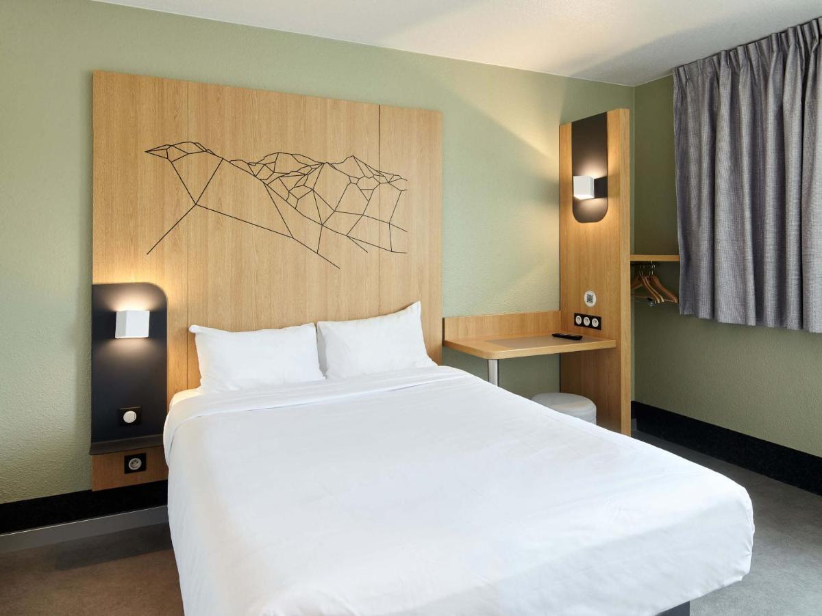 บีแอนด์บี โฮเทล ปารีส รัวซี สนามบินชาร์ลเดอโกล Hotel ภายนอก รูปภาพ