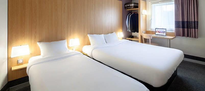 บีแอนด์บี โฮเทล ปารีส รัวซี สนามบินชาร์ลเดอโกล Hotel ภายนอก รูปภาพ
