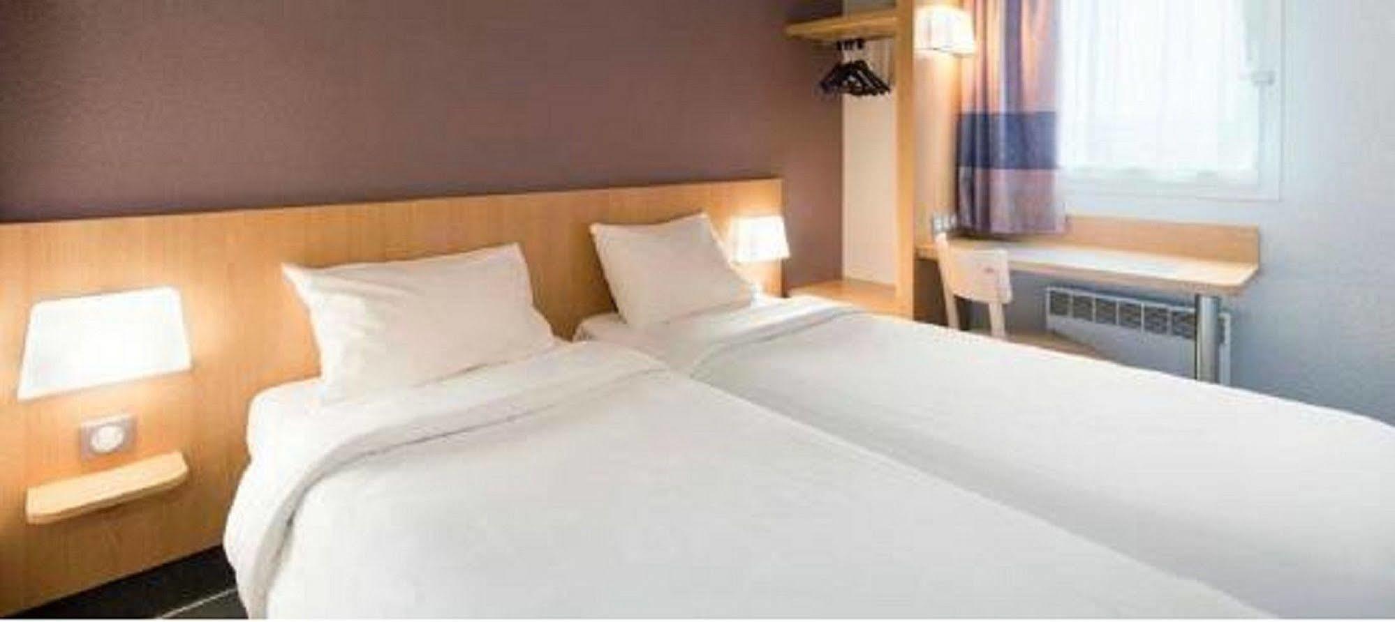 บีแอนด์บี โฮเทล ปารีส รัวซี สนามบินชาร์ลเดอโกล Hotel ภายนอก รูปภาพ